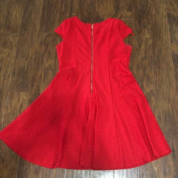 Size 14 P Jessica Howard red dress - Picture 2 of 3